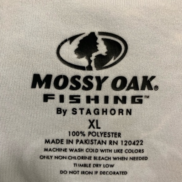 Mossy oak fishing shirt - Picture 3 of 3